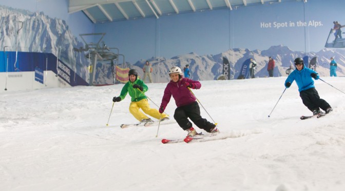 5 Indoor Skiing Slopes in the UK
