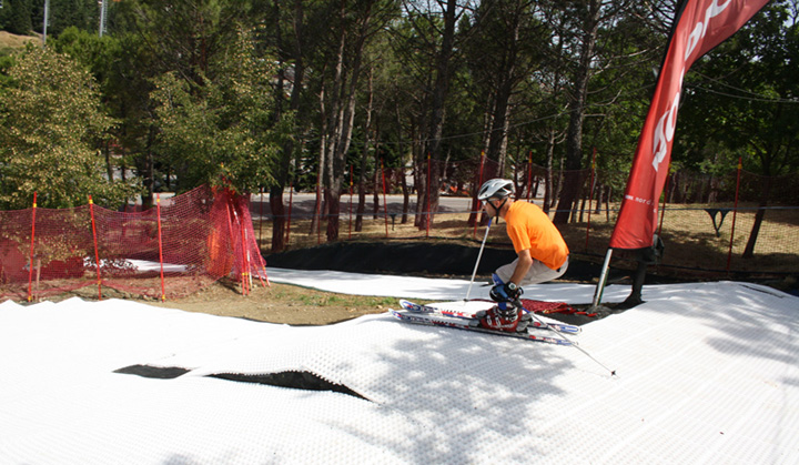 Dry Ski Slope Slalom skier
