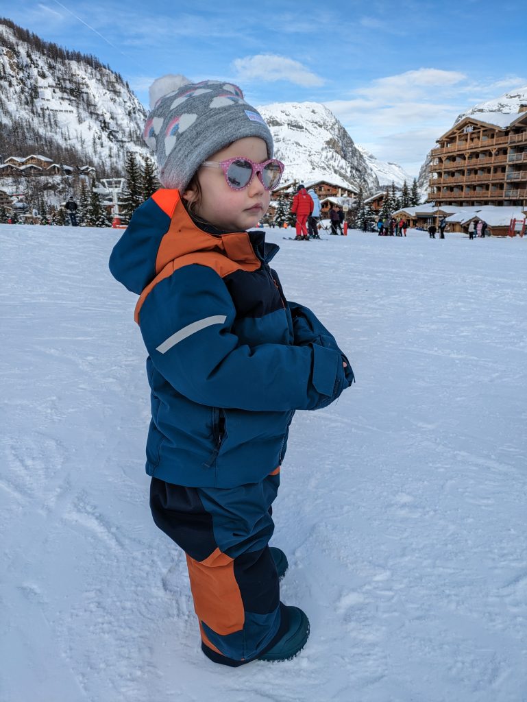 Helly Hansen Kids’ Vertical Insulated Ski Jacket Review