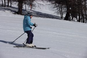 Fanny Thomas Skiing